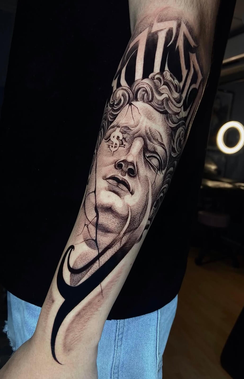 Professional tattoo artwork in Colombia