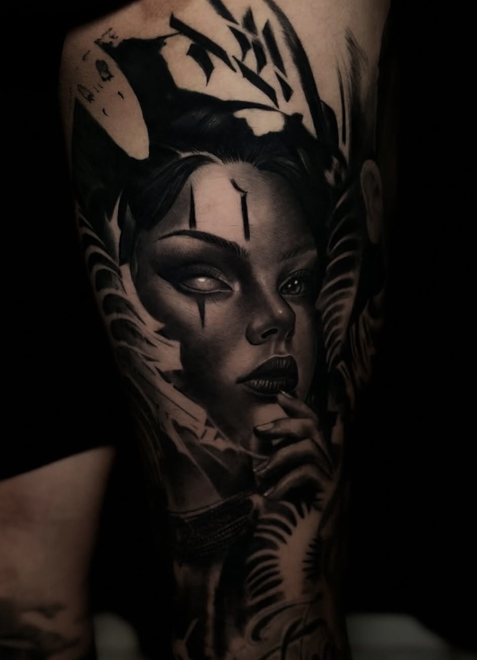 Tattoo by Carlos, 11