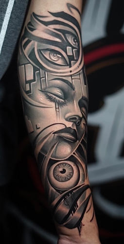 Tattoo by Emanuel, 4