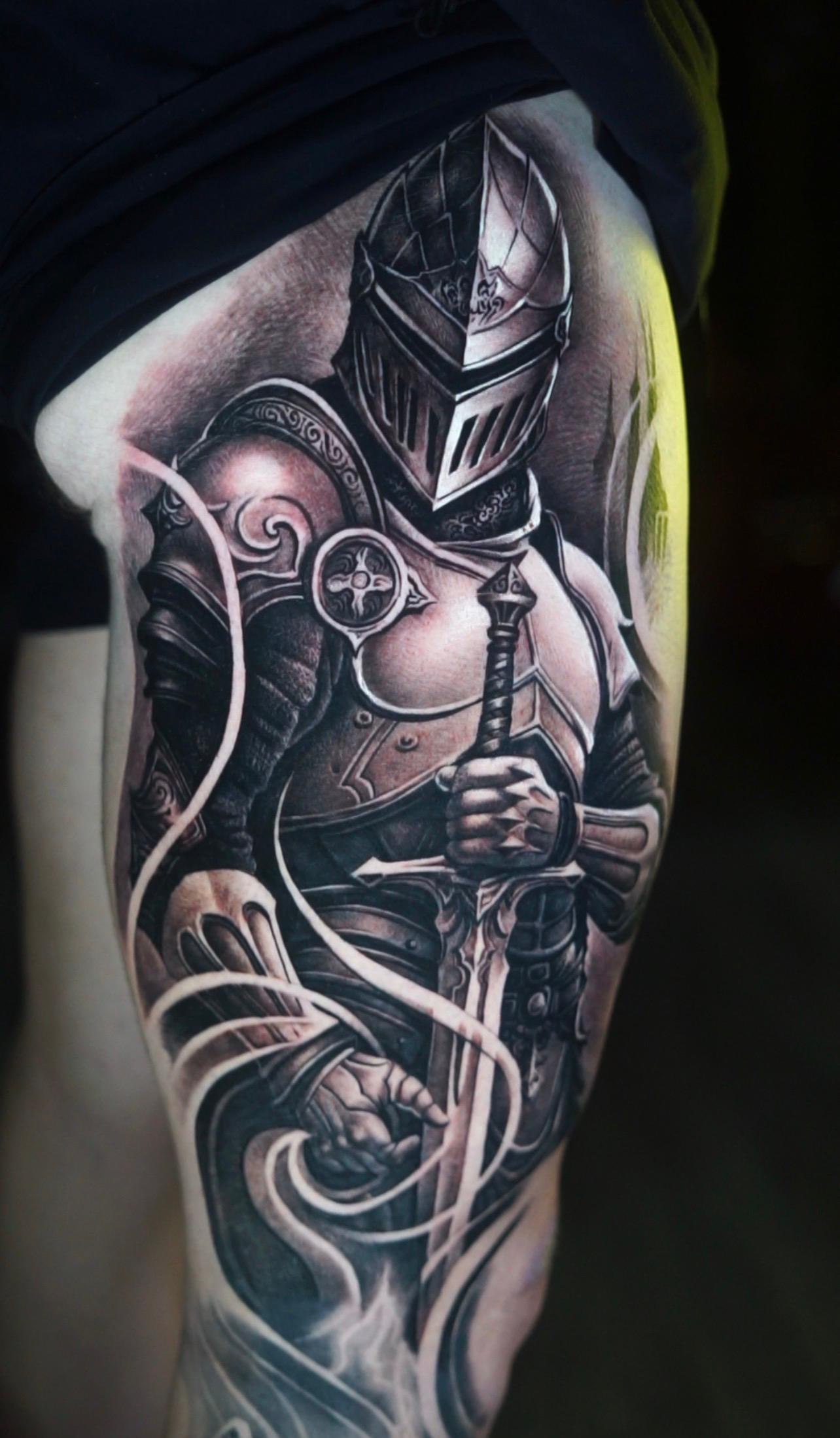 Tattoo by Emanuel, 14